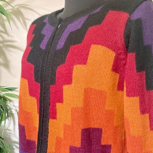 Peruvian Alpaca Zip up Cardigan, geometric rainbow pattern, size Small - Picture 6 of 14